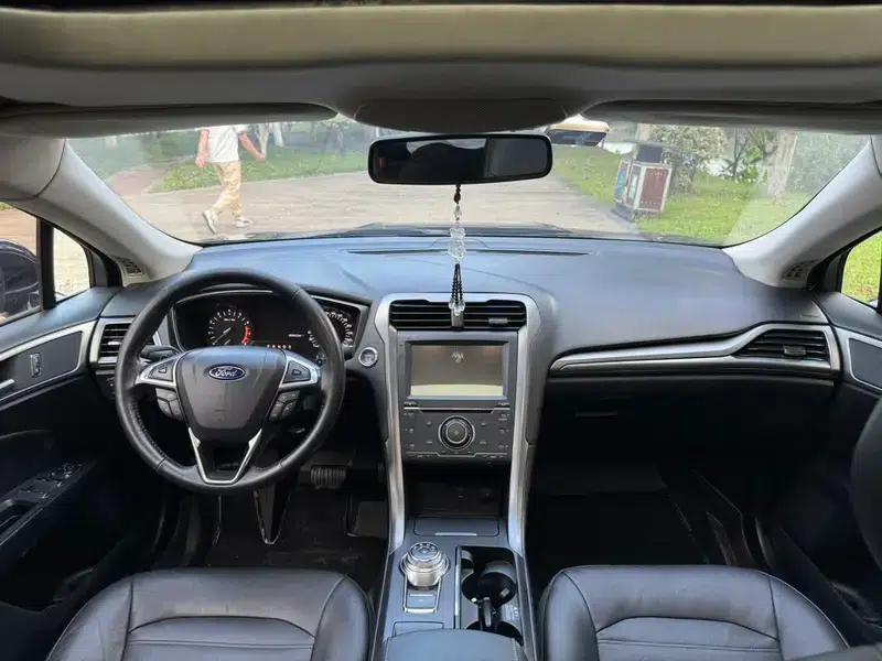 2017 Ford Mondeo EcoBoost 180 Comfort — миниатюра 8