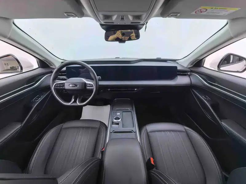 2025 Ford Mondeo EcoBoost 245 Luxury — миниатюра 20
