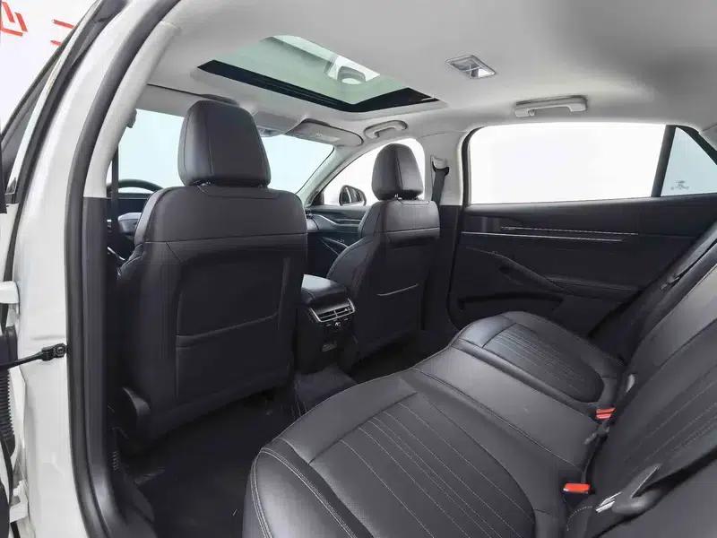 2025 Ford Mondeo EcoBoost 245 Luxury — миниатюра 27