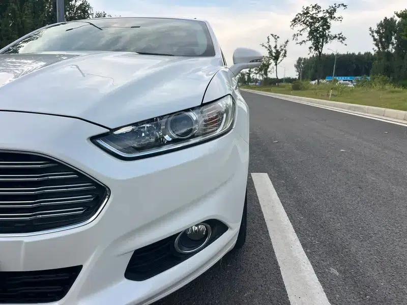2013 Ford Mondeo 1.5L GTDi180 Fashion Edition — миниатюра 11