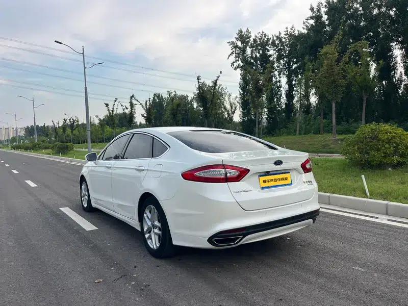 2013 Ford Mondeo 1.5L GTDi180 Fashion Edition — миниатюра 4