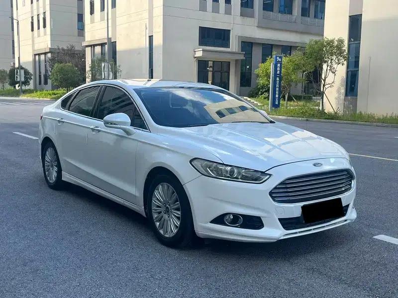 2013 Ford Mondeo 2.0L GTDi200 Fashion Edition — миниатюра 3