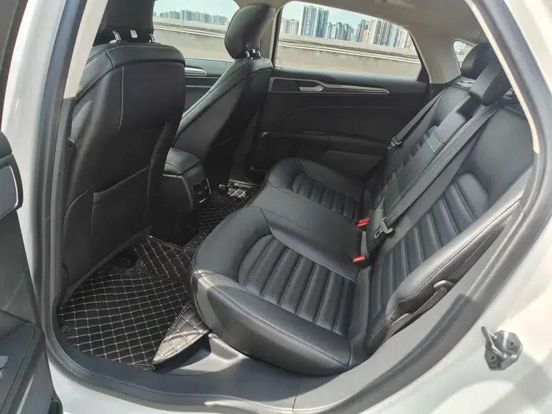 2020 Ford Mondeo EcoBoost 180 Fashion Edition — миниатюра 16