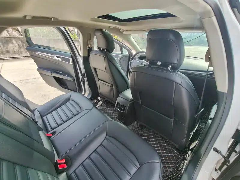 2020 Ford Mondeo EcoBoost 180 Fashion Edition — миниатюра 17