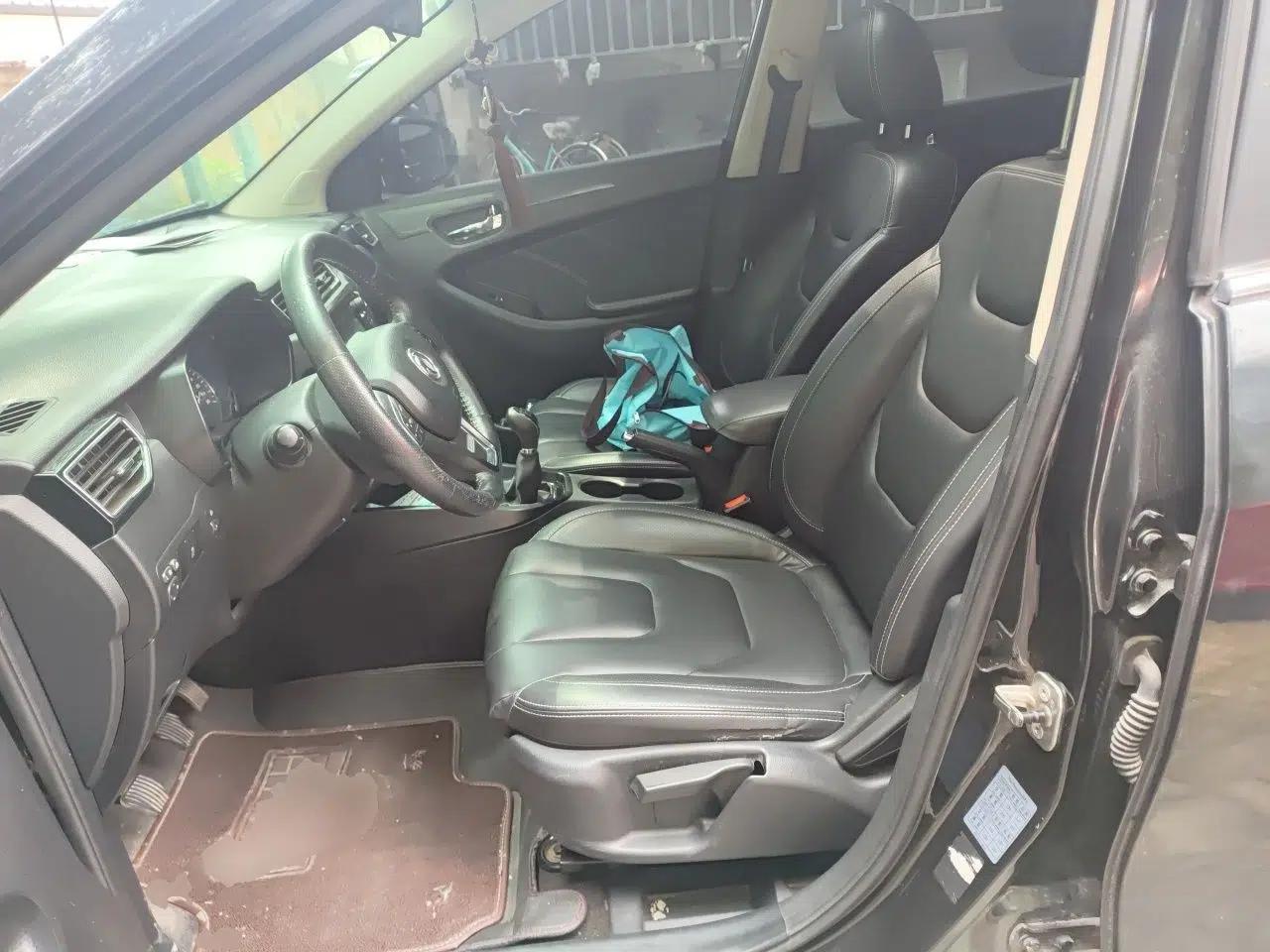 Dongfeng Fengon 580 2016 1.8L Manual Comfort Model — миниатюра 15