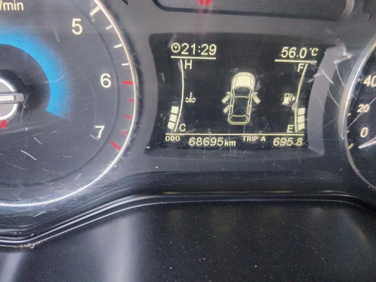 Dongfeng Fengon 580 2016 1.5T Manual Luxury Edition — миниатюра 12