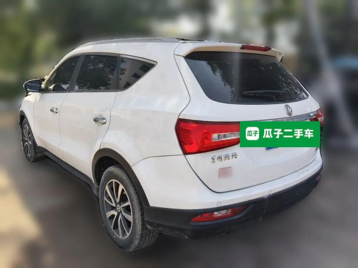 Dongfeng Fengon 580 2016 1.5T Manual Luxury Edition — миниатюра 4