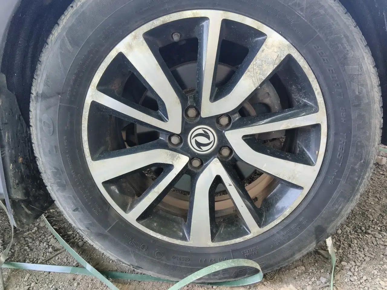 Dongfeng Fengon 580 2016 1.5T Manual Luxury Edition — миниатюра 8