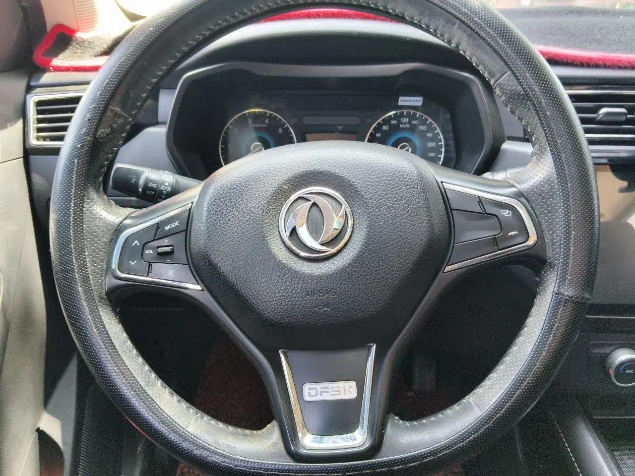 Dongfeng Fengon 580 2016 1.5T Manual Luxury Edition — миниатюра 10