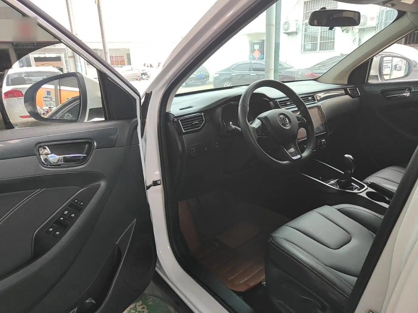 Dongfeng Fengon 580 2020 1.8L Manual Comfort Model — миниатюра 18