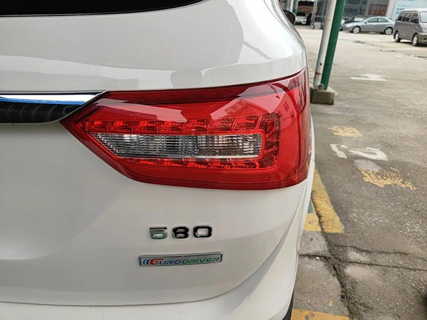 Dongfeng Fengon 580 2020 1.8L Manual Comfort Model — миниатюра 9
