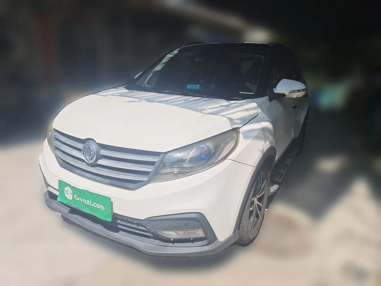 Dongfeng Fengon 580 2017 1.5T CVT Smart Style Model — миниатюра 1