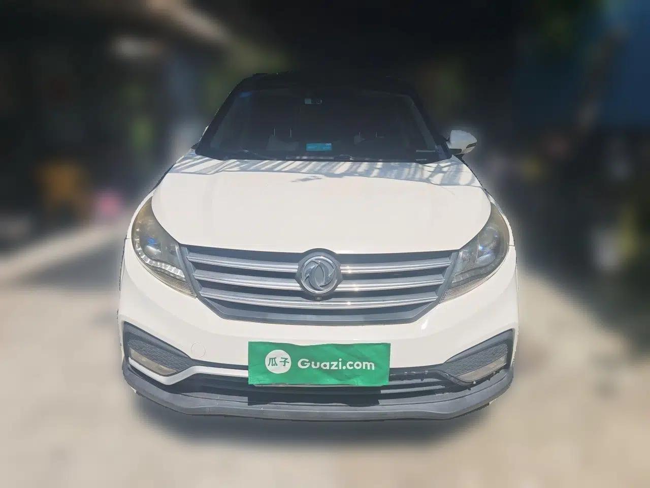 Dongfeng Fengon 580 2017 1.5T CVT Smart Style Model — миниатюра 2