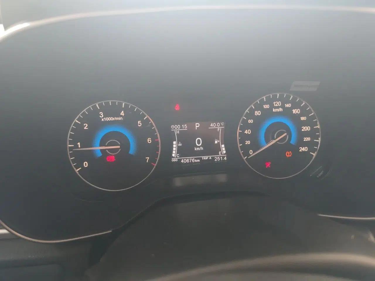 Dongfeng Fengon 580 2017 1.5T CVT Smart Style Model — миниатюра 11