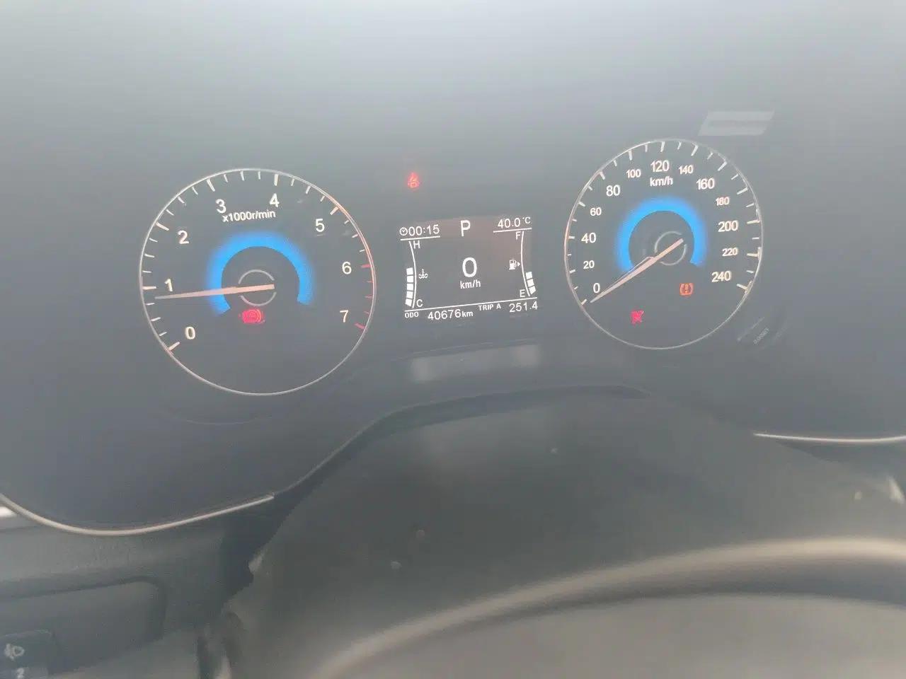 Dongfeng Fengon 580 2017 1.5T CVT Smart Style Model — миниатюра 12