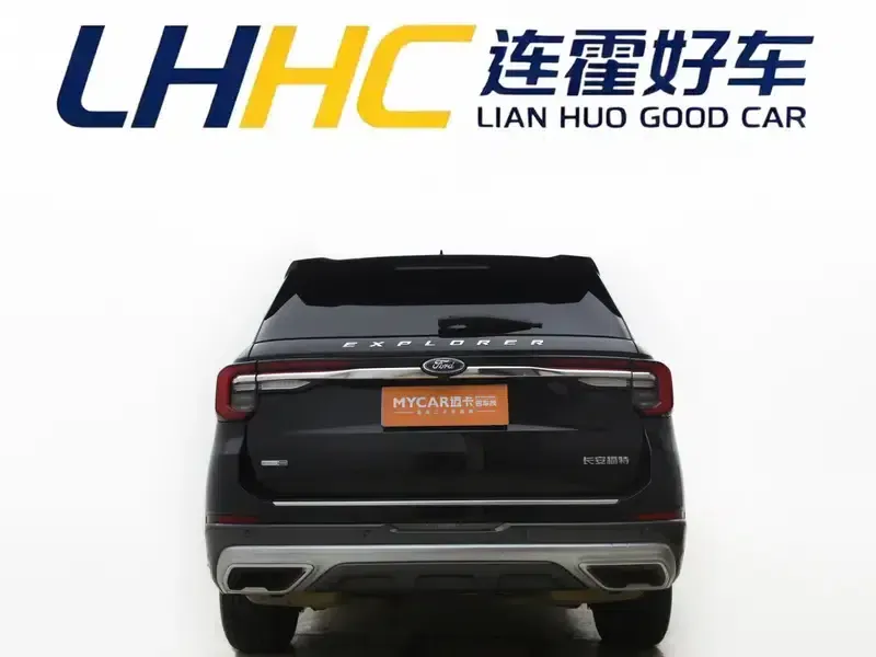 2023 Ford Explorer EcoBoost 285 AWD Titanium Edition 7-Seater — миниатюра 4