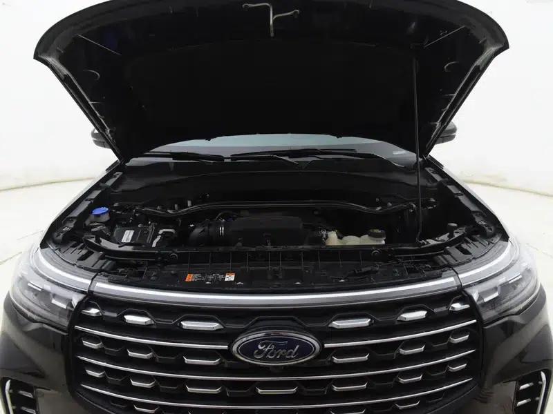 2023 Ford Explorer EcoBoost 285 AWD Titanium Edition 7-Seater — миниатюра 6