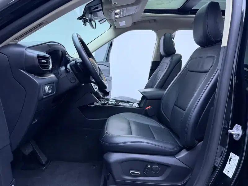 2020 Ford Explorer EcoBoost 285 AWD Titanium Edition 7-Seater — миниатюра 18