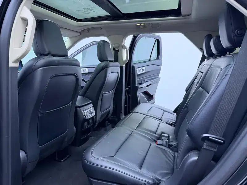 2020 Ford Explorer EcoBoost 285 AWD Titanium Edition 7-Seater — миниатюра 19