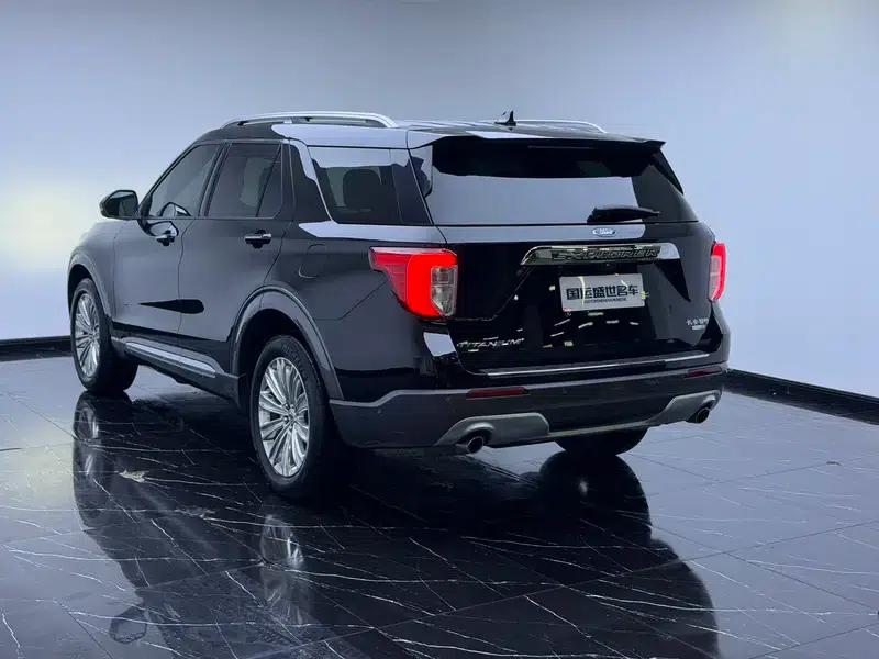 2020 Ford Explorer EcoBoost 285 AWD Titanium Edition 7-Seater — миниатюра 4