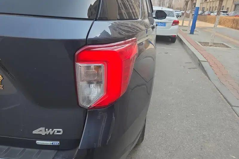 2020 Ford Explorer EcoBoost 285 AWD Titanium Edition (6-seater) — миниатюра 5