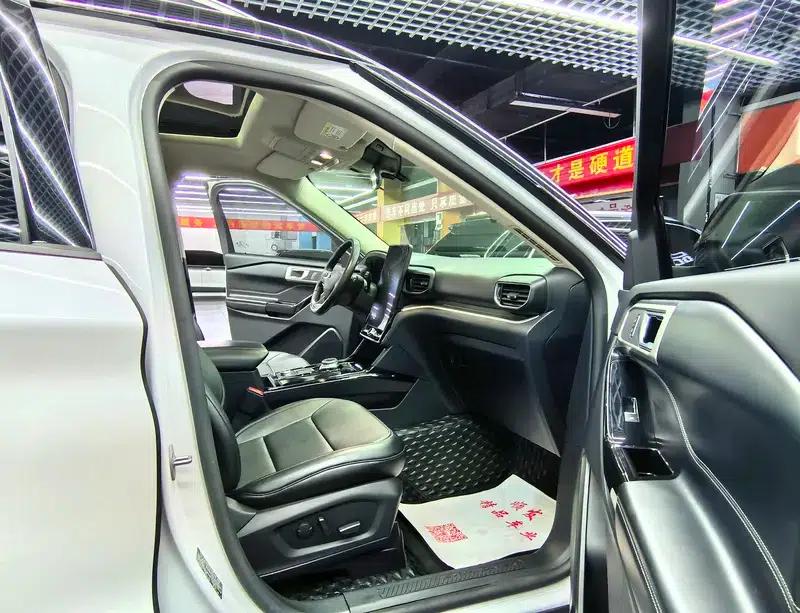 2020 Ford Explorer EcoBoost 285 AWD Titanium Edition (6-seater) — миниатюра 9