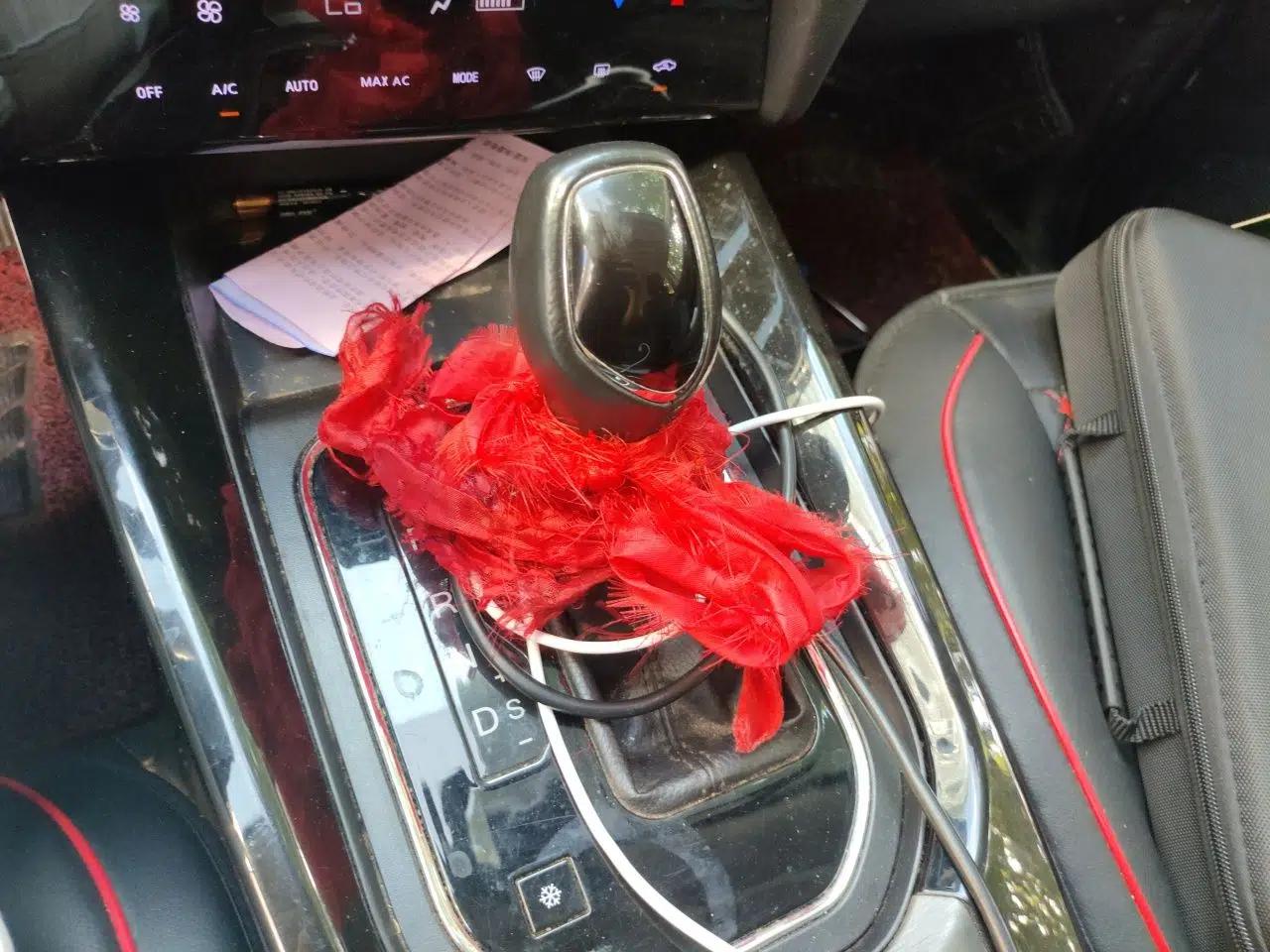 Dongfeng Fengon S560 2018 1.8L CVT Comfort Model 5 Seats — миниатюра 14