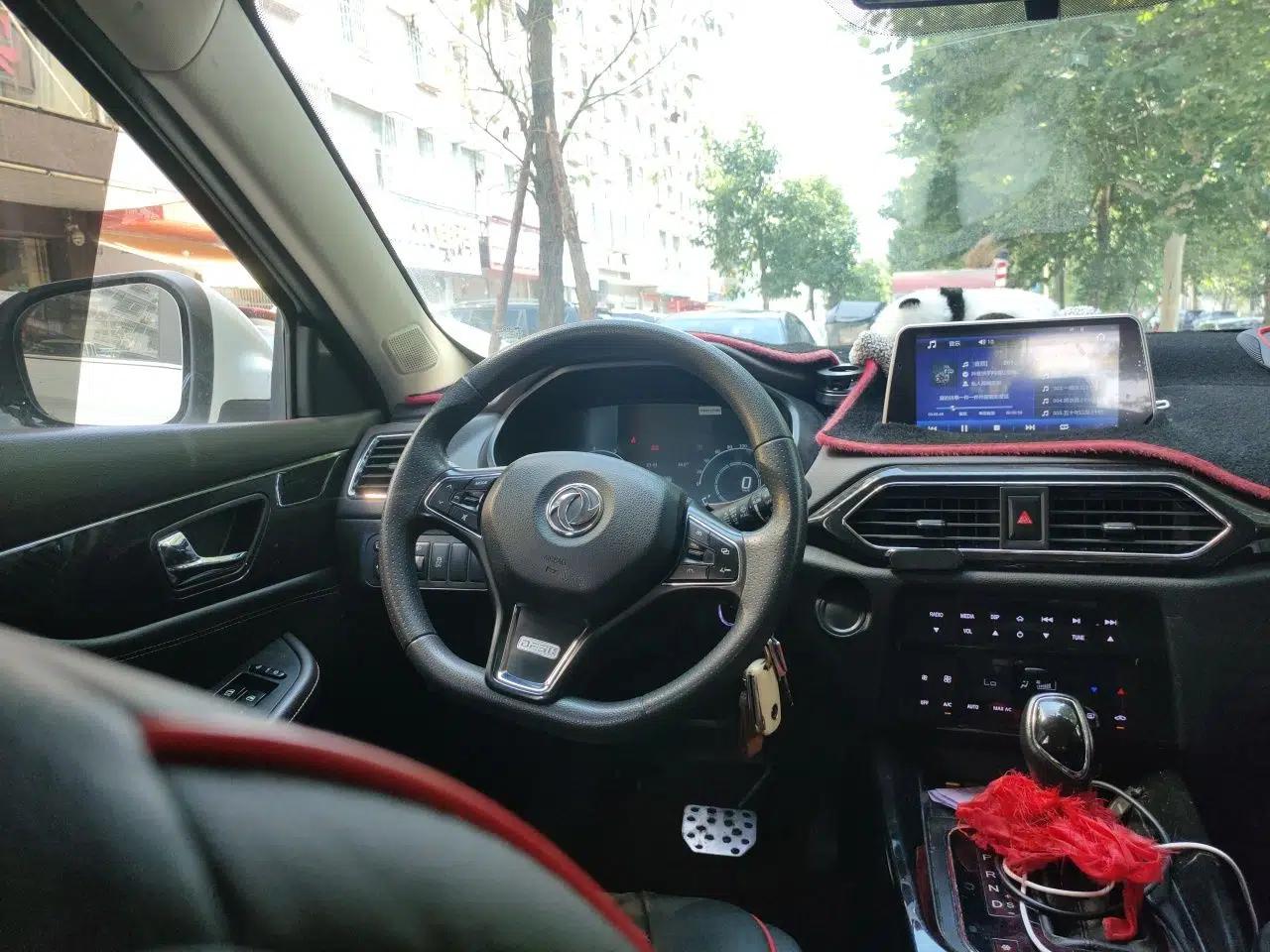 Dongfeng Fengon S560 2018 1.8L CVT Comfort Model 5 Seats — миниатюра 10