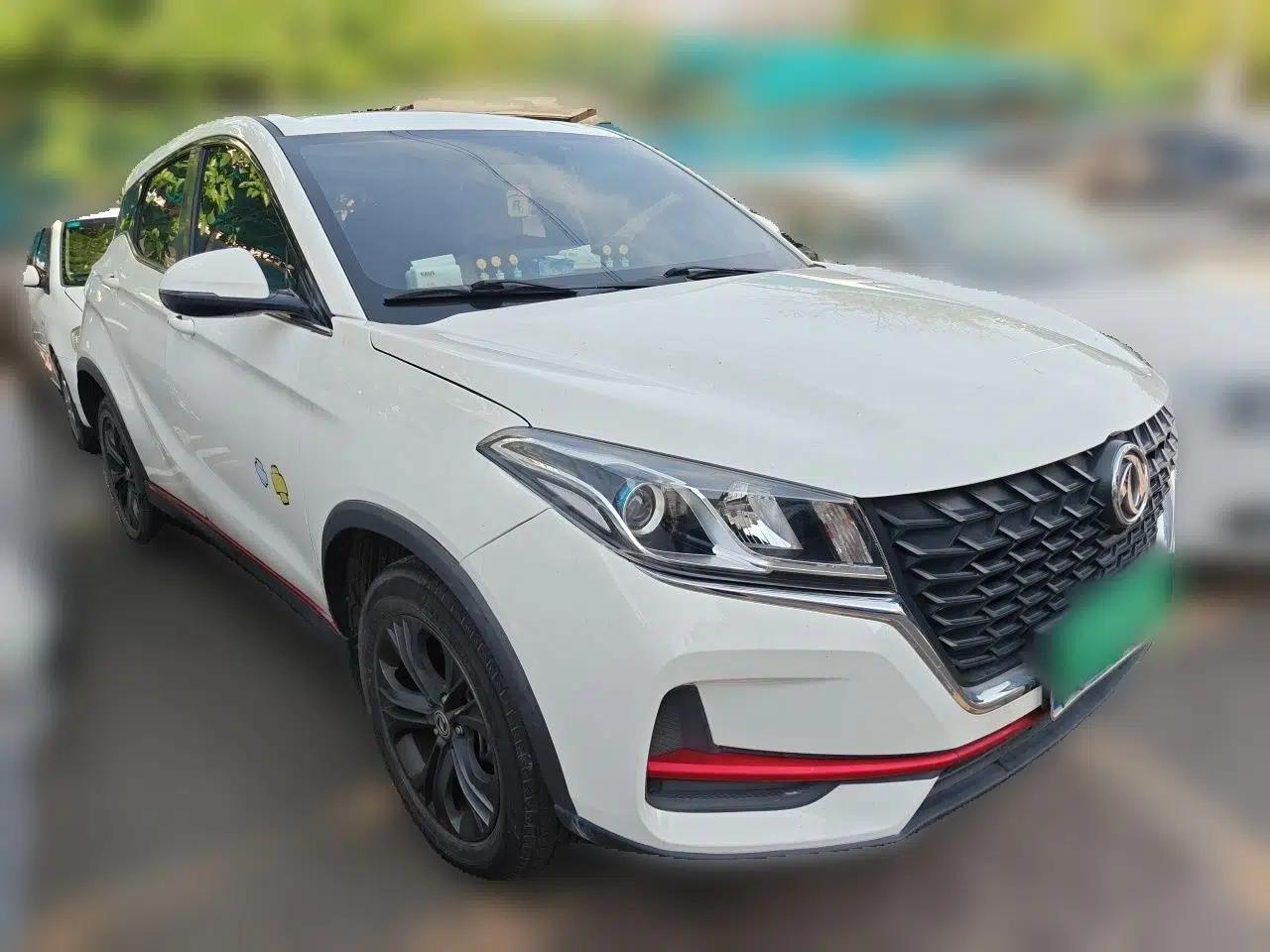 Dongfeng Fengon 500 2022 1.5T Manual Enjoyment Model — миниатюра 3