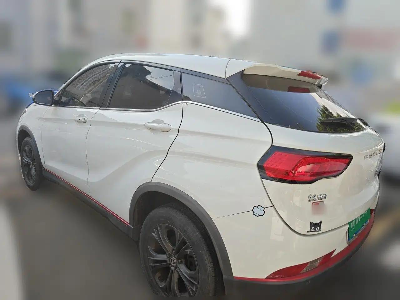 Dongfeng Fengon 500 2022 1.5T Manual Enjoyment Model — миниатюра 4