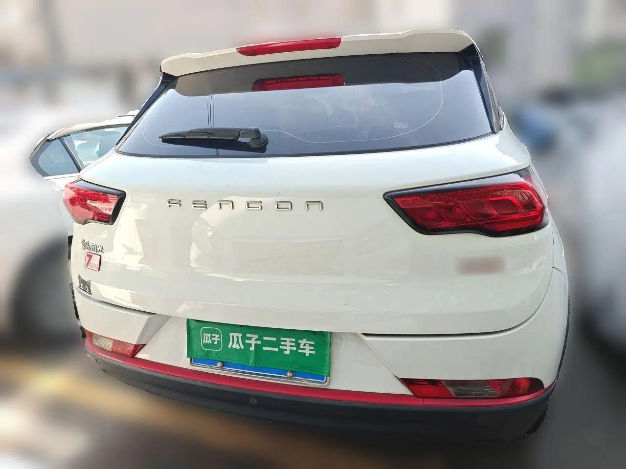 Dongfeng Fengon 500 2022 1.5T Manual Enjoyment Model — миниатюра 5