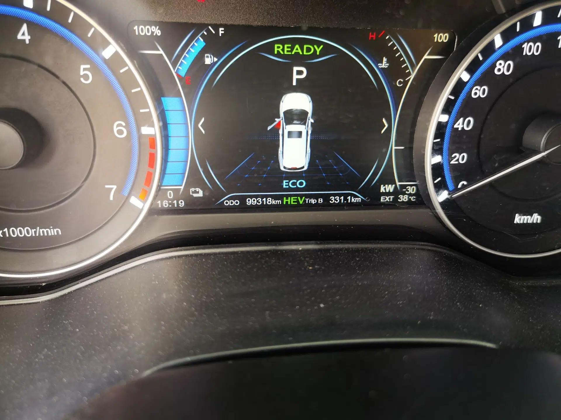 Dongfeng Fengon 580 New Energy 2019 1.8L PHEV Zhihao Model 7 Seats — миниатюра 12