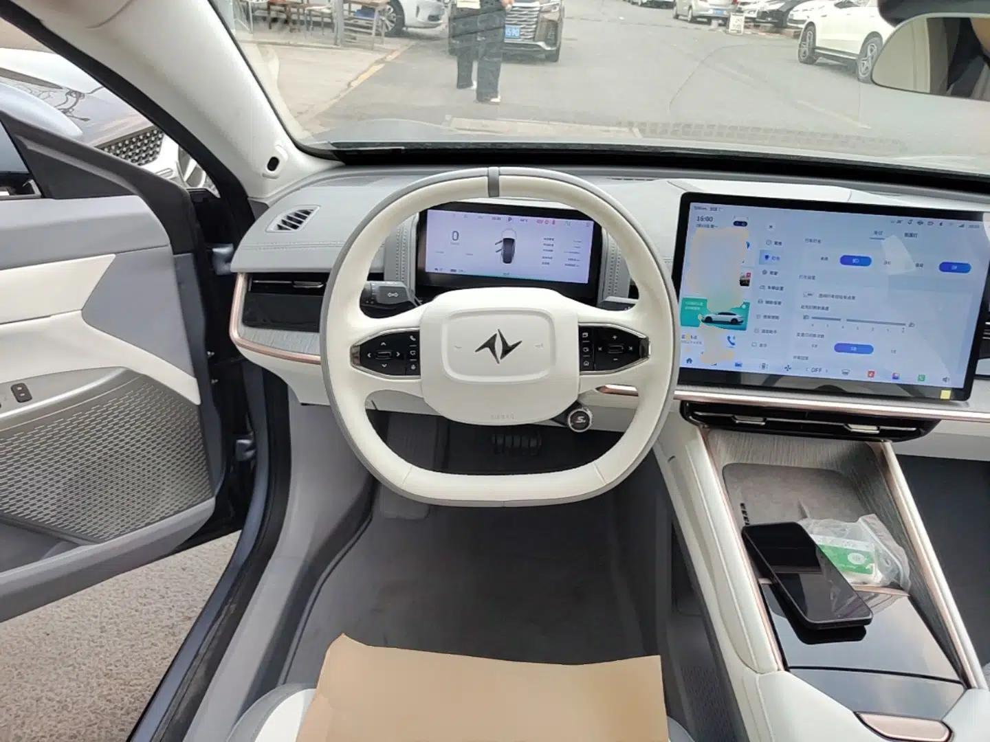 Dongfeng eπ eπ007 2024 Pure Electric 540 All-Wheel Drive Max Edition — миниатюра 13