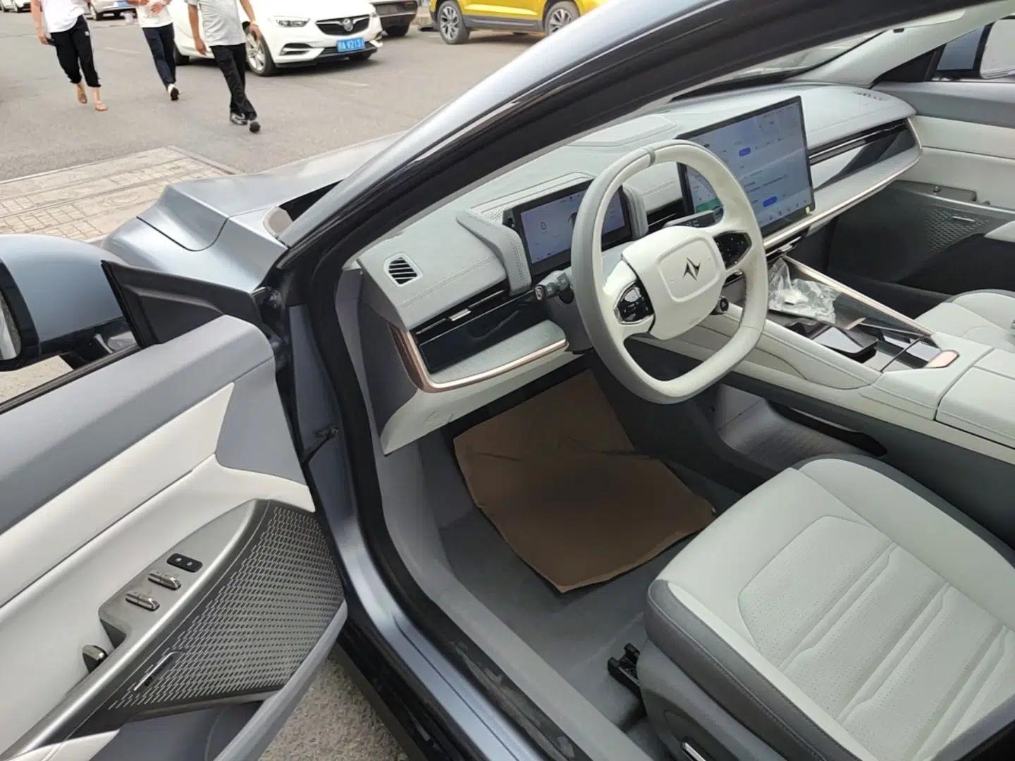 Dongfeng eπ eπ007 2024 Pure Electric 540 All-Wheel Drive Max Edition — миниатюра 18