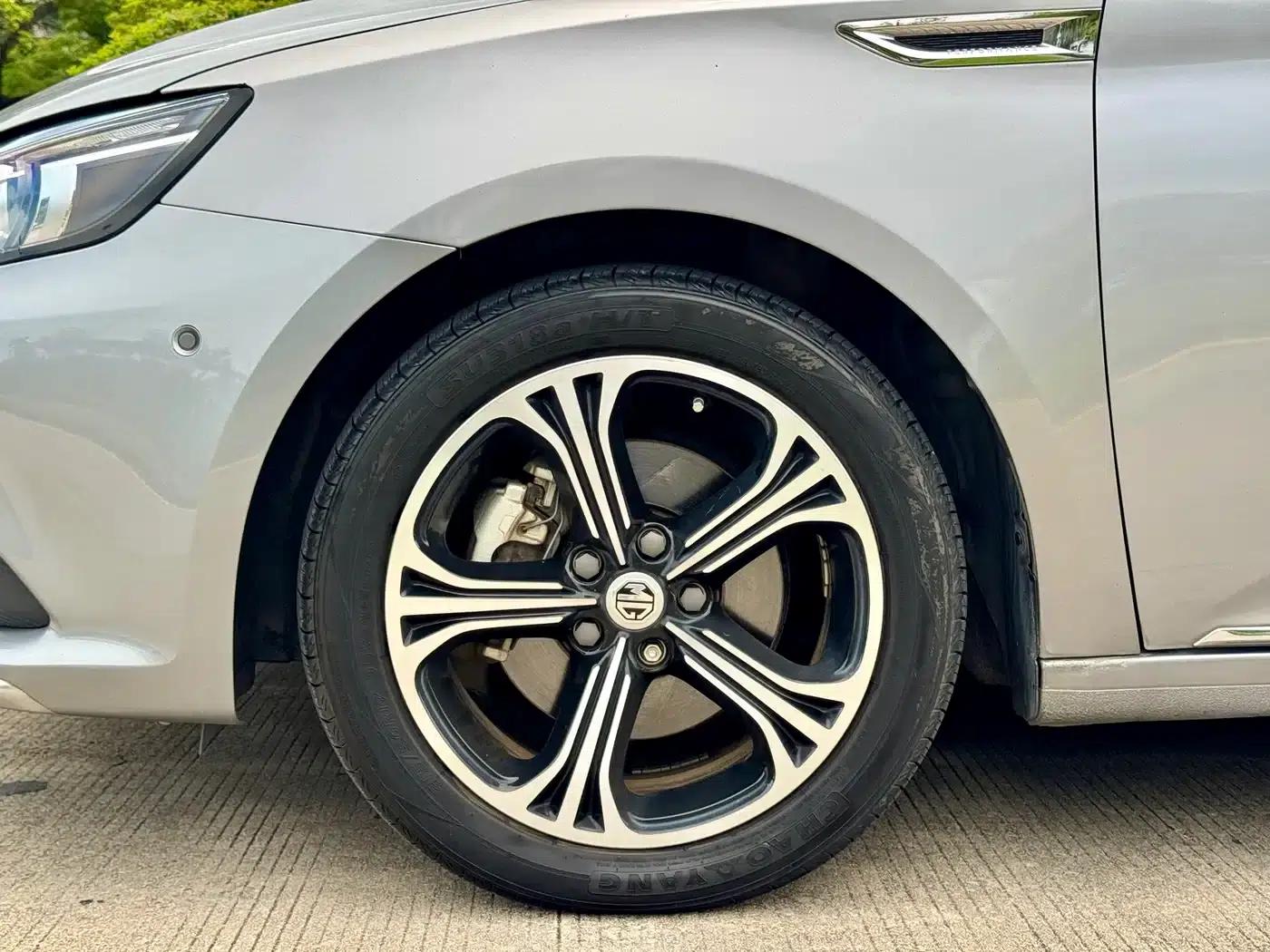 MG6 PHEV 2018 45T E-DRIVE Intelligent Hybrid PILOT Super Internet Edition — миниатюра 4