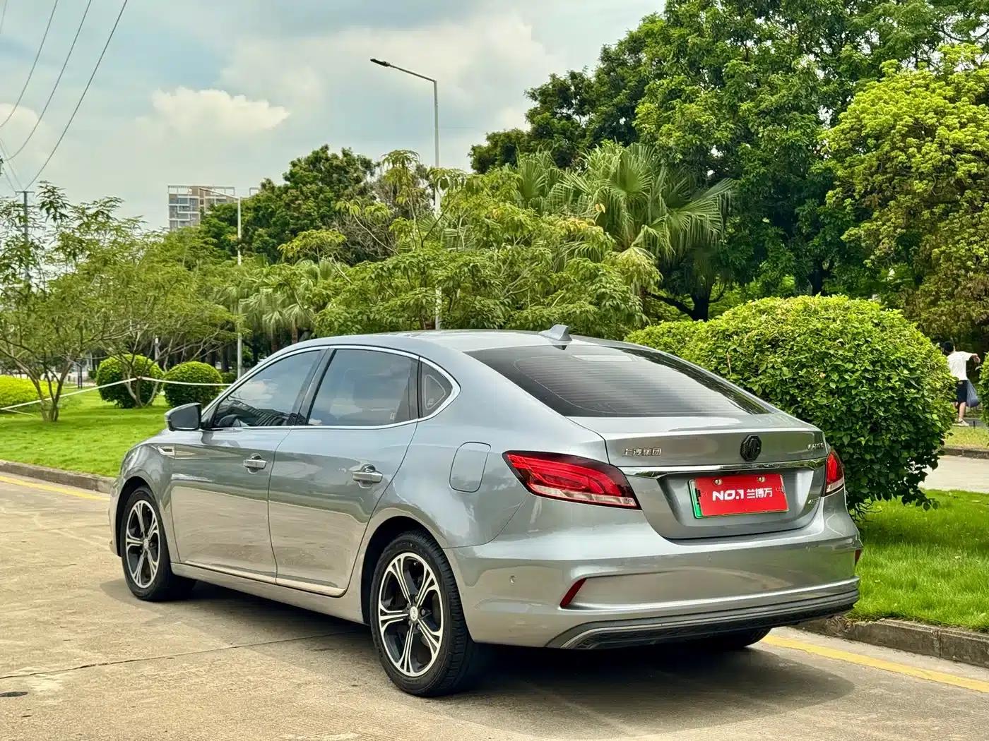 MG6 PHEV 2018 45T E-DRIVE Intelligent Hybrid PILOT Super Internet Edition — миниатюра 7
