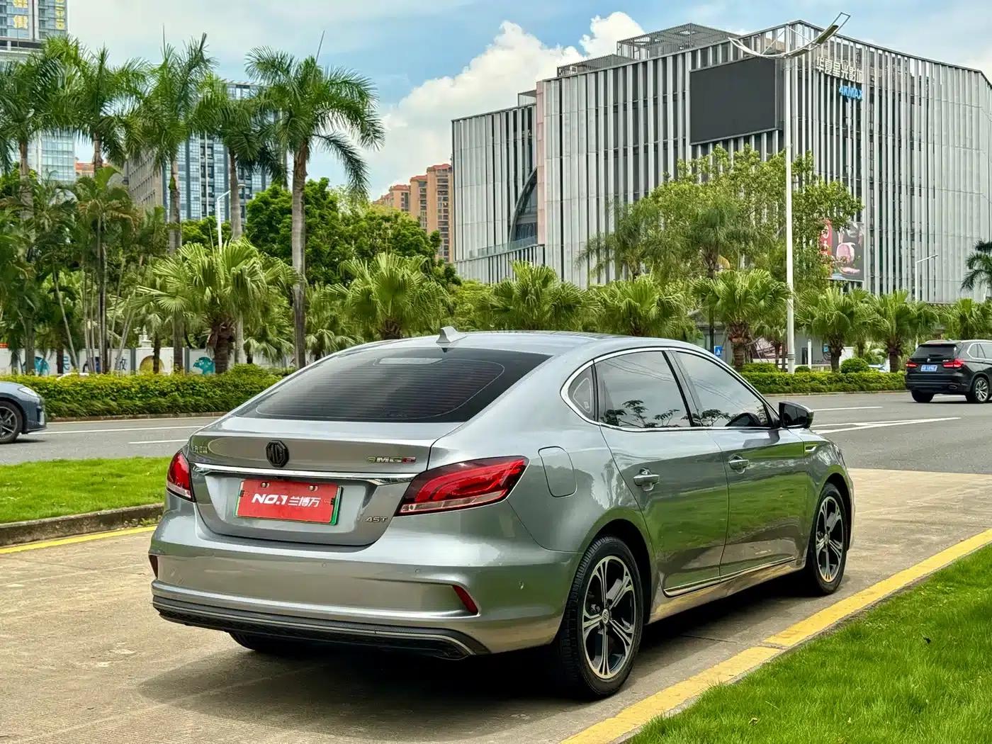 MG6 PHEV 2018 45T E-DRIVE Intelligent Hybrid PILOT Super Internet Edition — миниатюра 9
