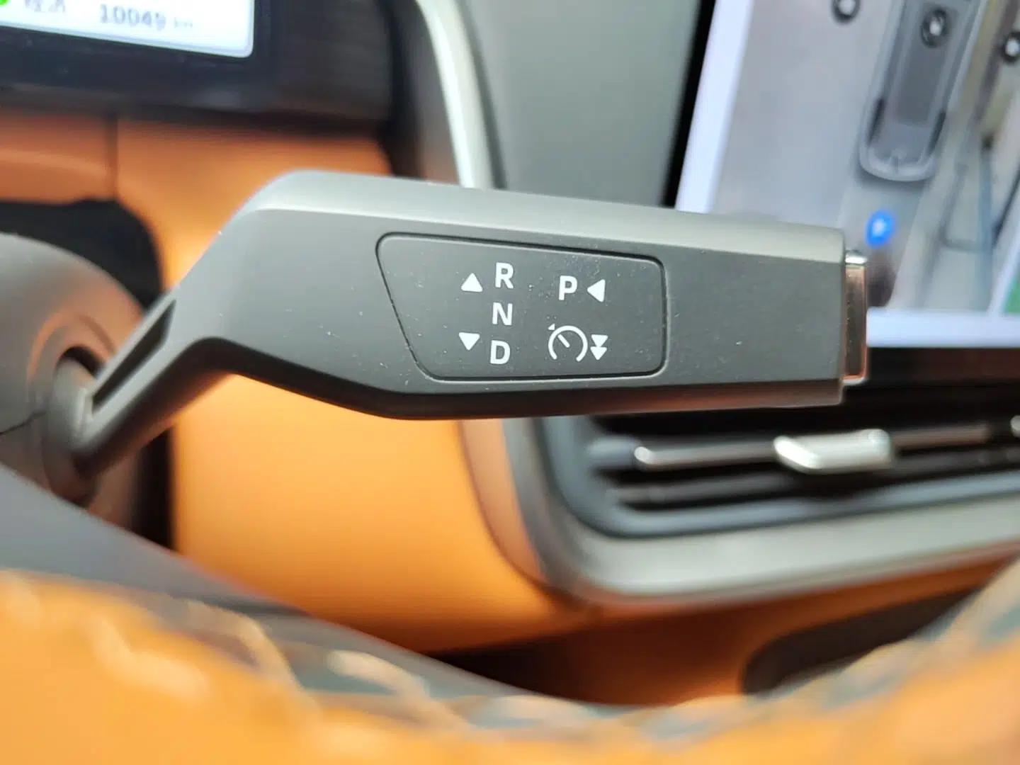Dongfeng eπ eπ008 2025 210 Ultra Range-Extended Version 5 Seats — миниатюра 16