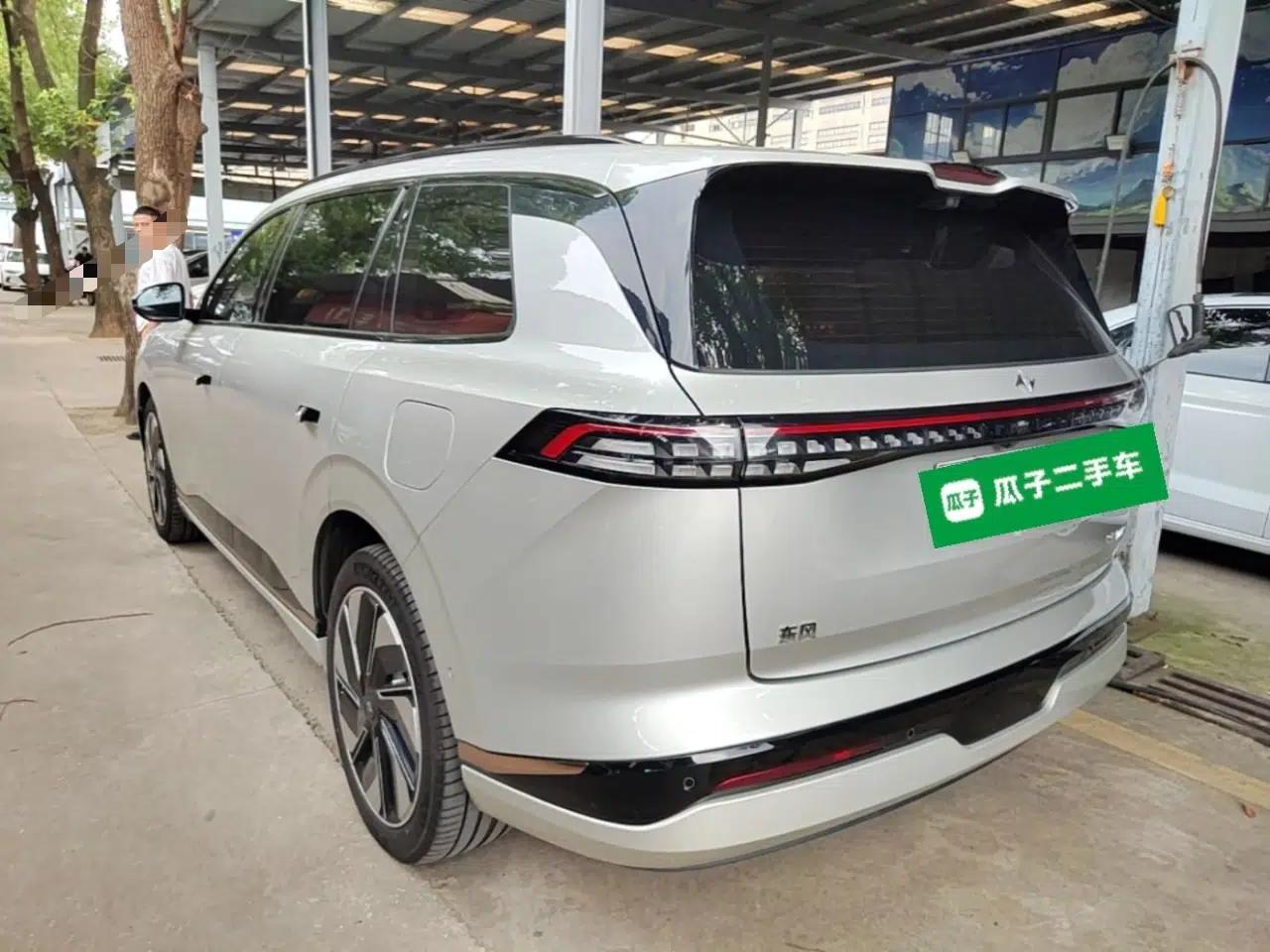 Dongfeng eπ eπ008 2025 210 Ultra Range-Extended Version 5 Seats — миниатюра 4