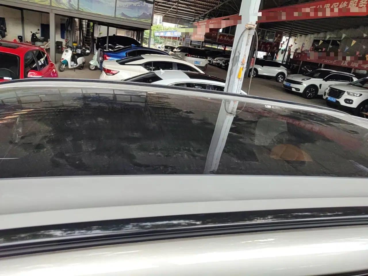 Dongfeng eπ eπ008 2025 210 Ultra Range-Extended Version 5 Seats — миниатюра 7