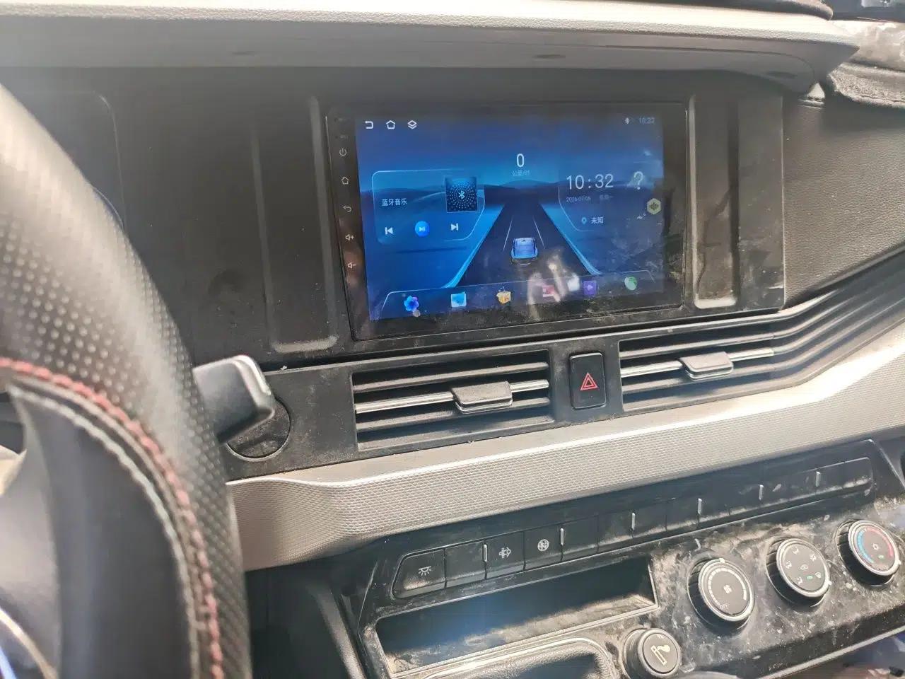 Dongfeng Yufeng 2023 V9+ 2.0T Manual Front-Drive Multi-Function Mid-Roof High-Roof 7/8/9-Seater — миниатюра 12
