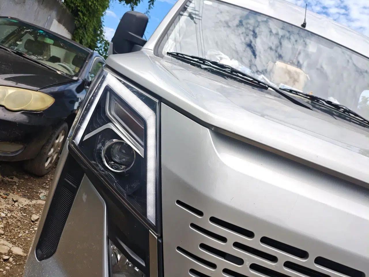 Dongfeng Yufeng 2023 V9+ 2.0T Manual Front-Drive Multi-Function Mid-Roof High-Roof 7/8/9-Seater — миниатюра 7
