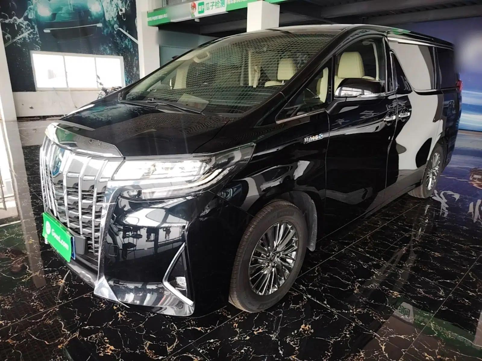 Toyota Alphard 2021 Dual-Engine 2.5L Luxury Edition — миниатюра 1