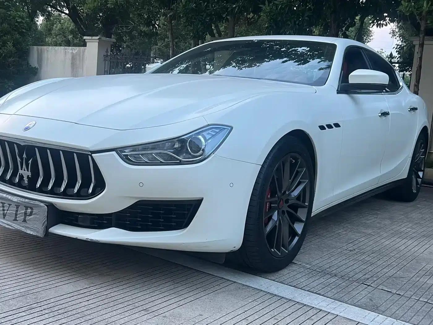 2021 Ghibli 2.0T Edge Edition — миниатюра 1