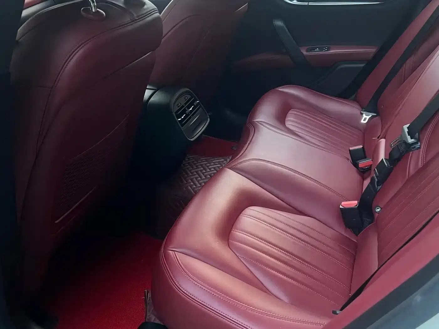 2021 Ghibli 2.0T Edge Edition — миниатюра 14