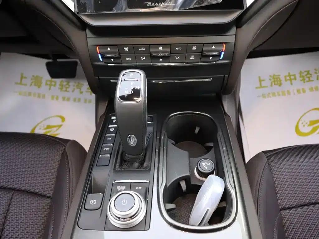 2023 Ghibli 2.0T GT — миниатюра 15