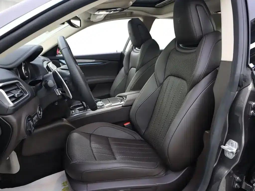 2023 Ghibli 2.0T GT — миниатюра 5