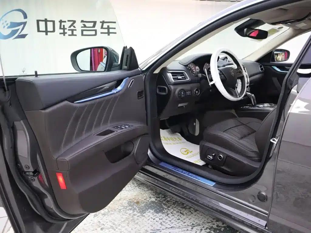 2023 Ghibli 2.0T GT — миниатюра 6