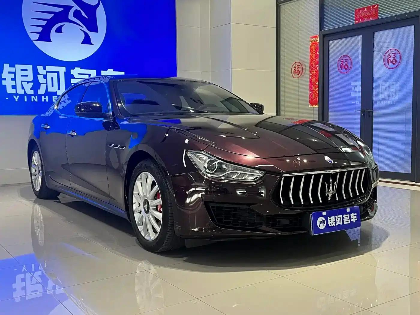 2018 Ghibli 3.0T Standard Edition — миниатюра 2