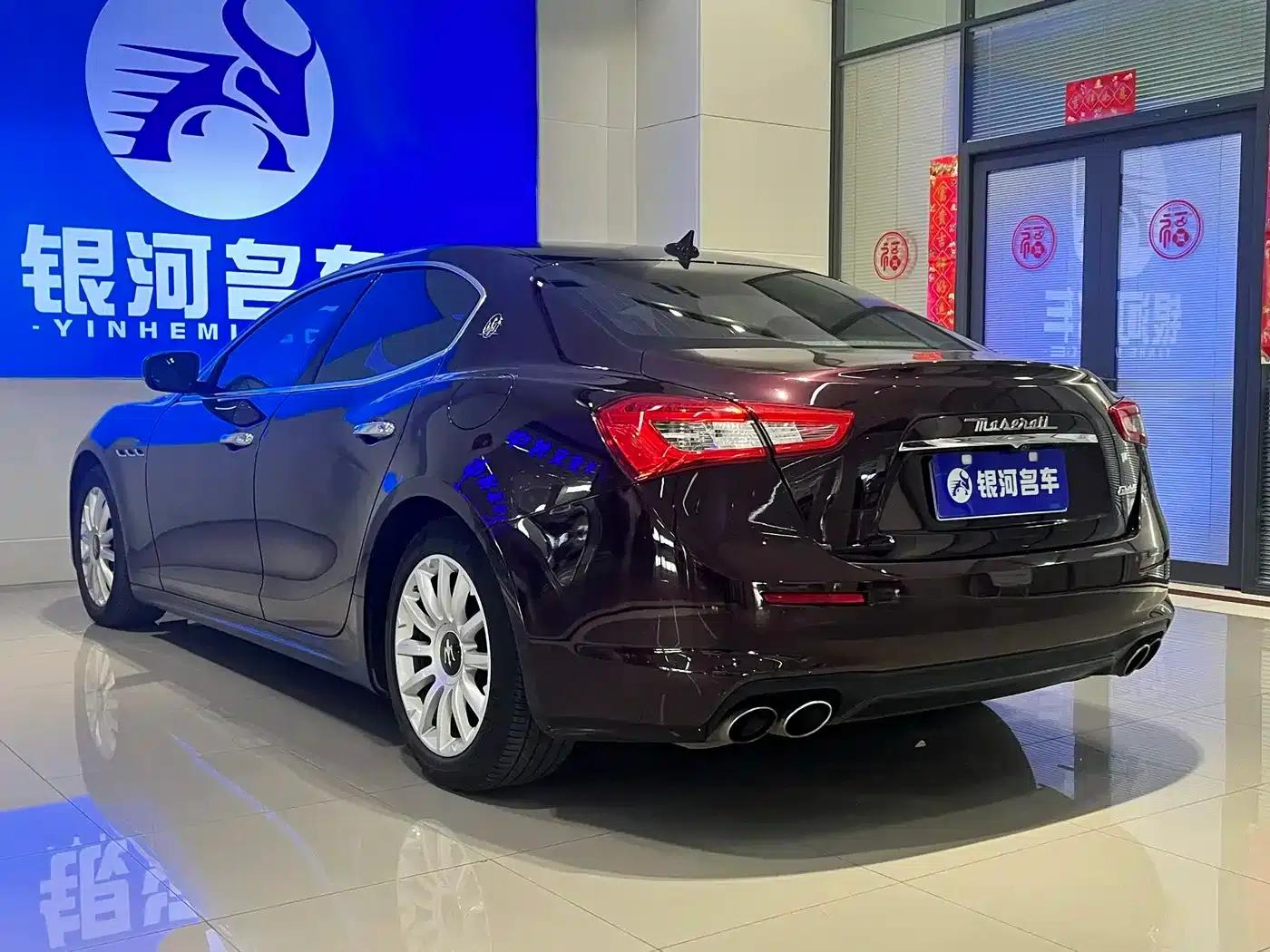 2018 Ghibli 3.0T Standard Edition — миниатюра 14